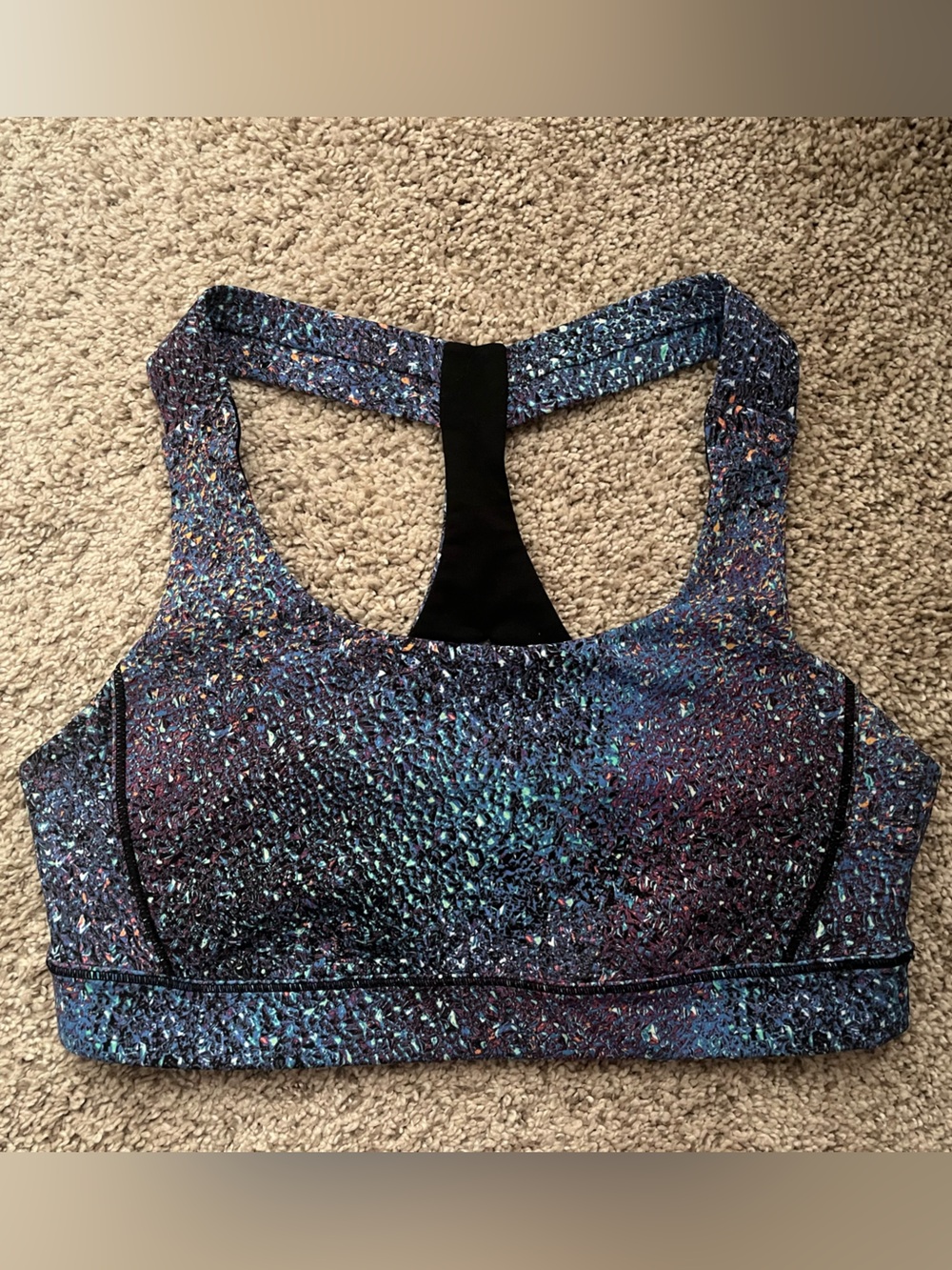 Lululemon sports bra